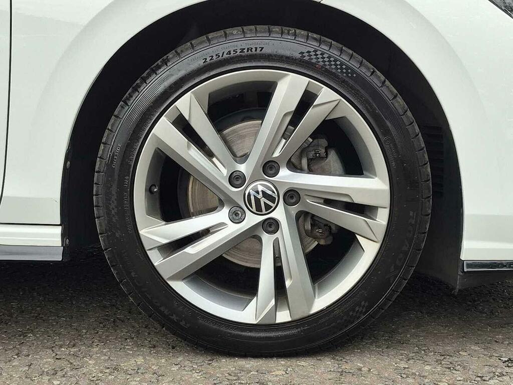 Volkswagen Golf R-line 1.5 Tsi 150Ps 6-Speed White #5
