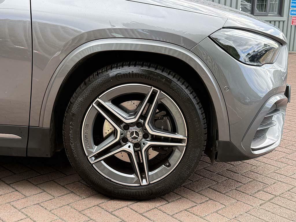 Mercedes-Benz GLA Class Gla 200 Amg Line Premium Grey #6