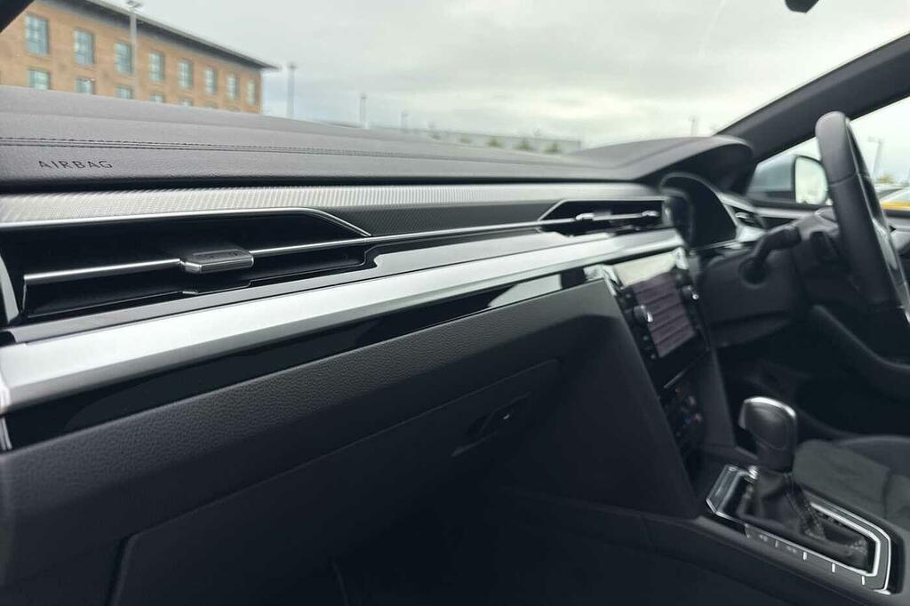 Volkswagen Arteon R-line Black #37