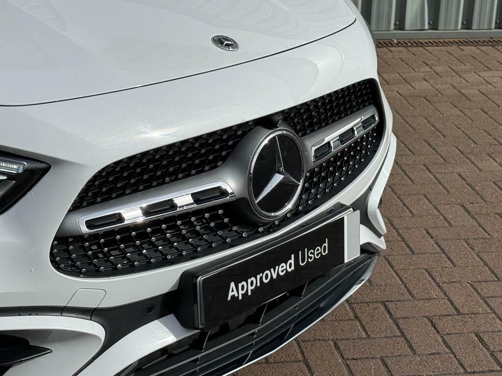 Mercedes-Benz GLA Class Gla Gla 200 Amg Line Executive Black #32