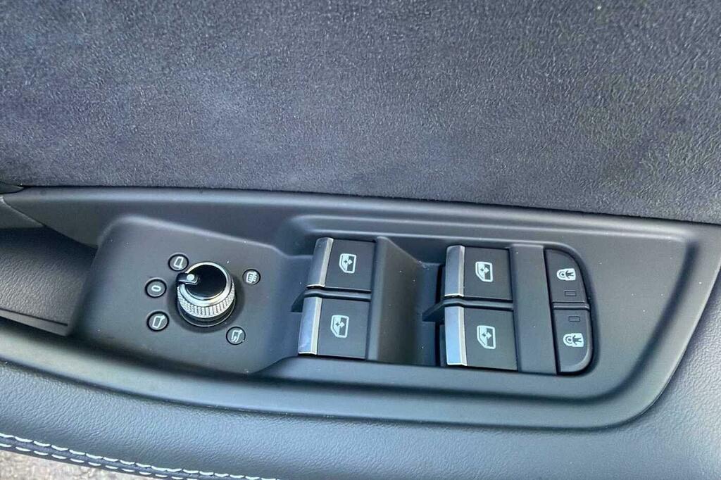 Audi RS4 Rs 4 Tfsi Quattro Carbon Black Tiptronic Cs Black #23