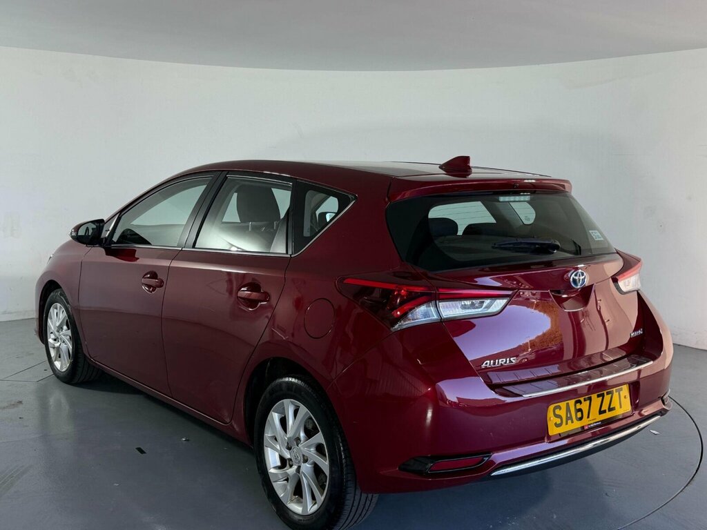 Toyota Auris 1.8 Vvt-h Business Edition Cvt Euro 6 Ss S Red #3