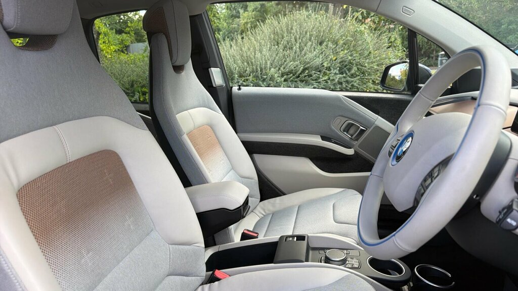 BMW i3 125Kw 42Kwh Red #11