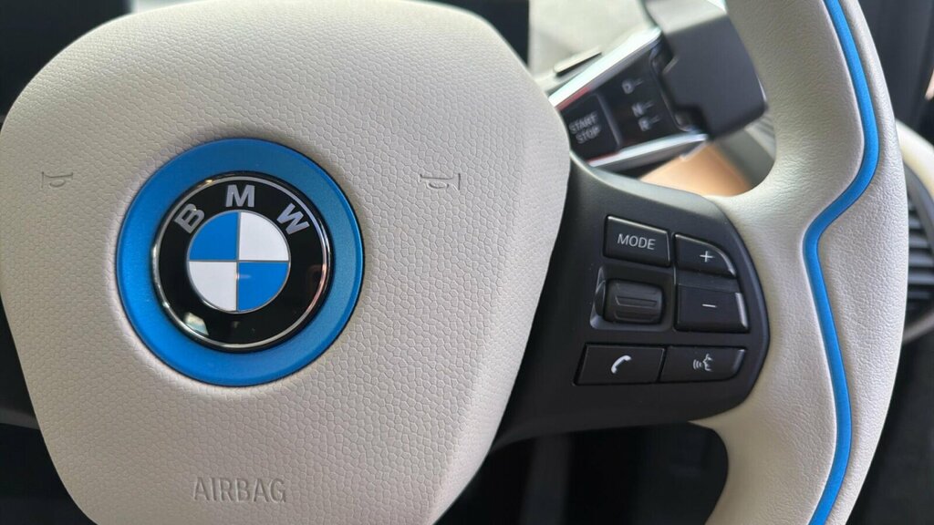 BMW i3 125Kw 42Kwh Red #18