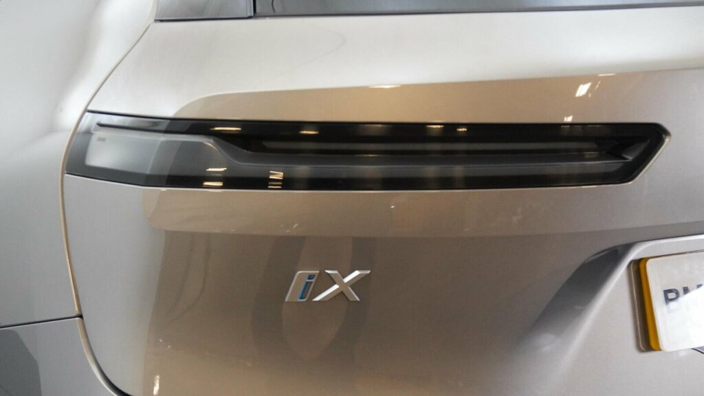 BMW iX IX Xdrive40 M Sport Edition Grey #23