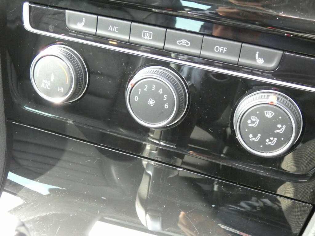 Volkswagen Golf 1.4 Tsi Bluemotion Tech Match Edition Euro 6 Ss Grey #20