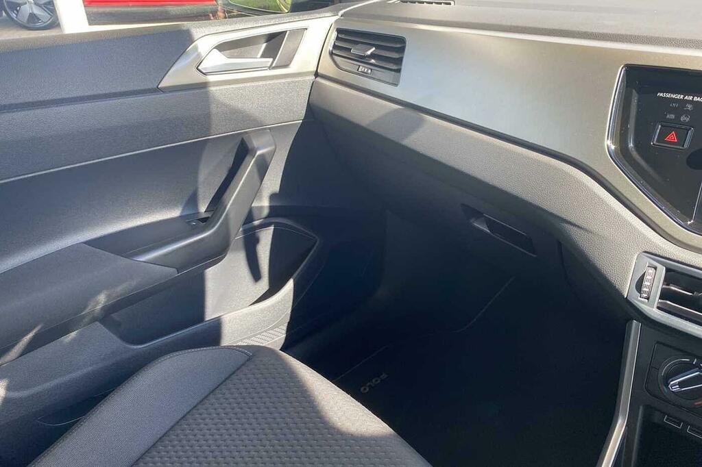 Volkswagen Polo Se Black #41