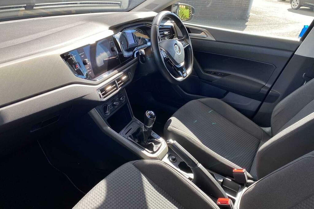 Volkswagen Polo Se Black #2