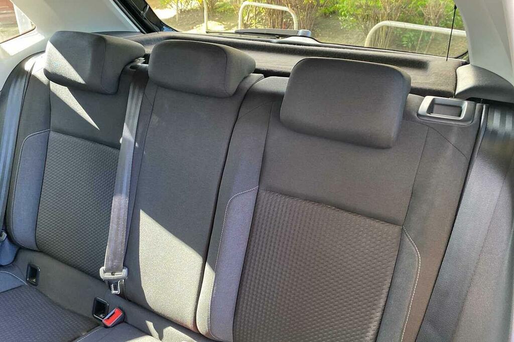 Volkswagen Polo Se Black #9