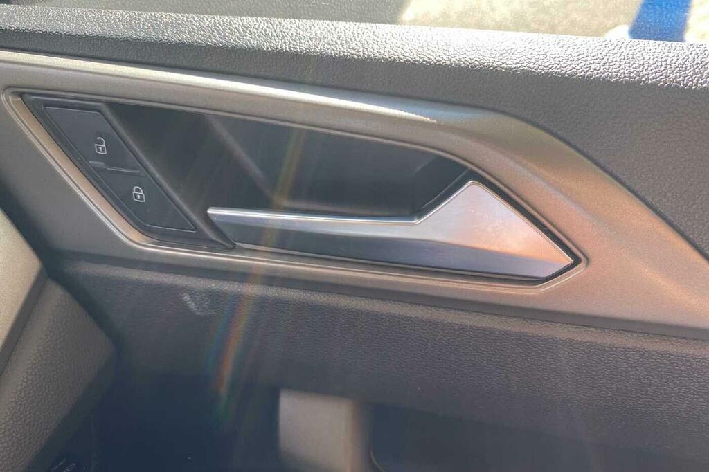 Volkswagen Polo Se Black #24