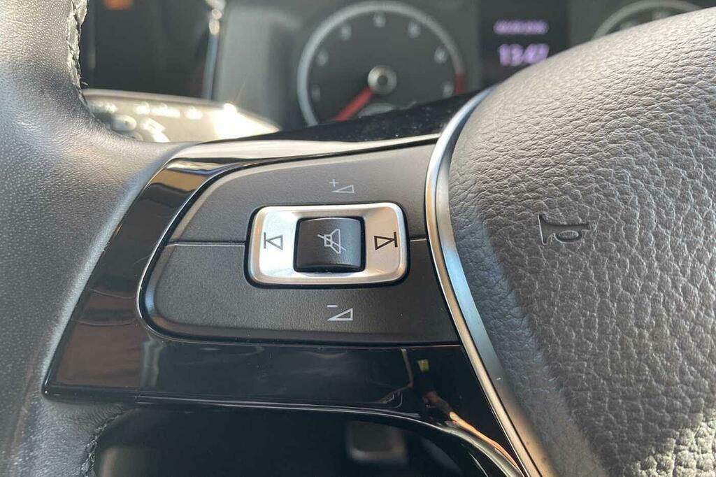 Volkswagen Polo Se Black #21