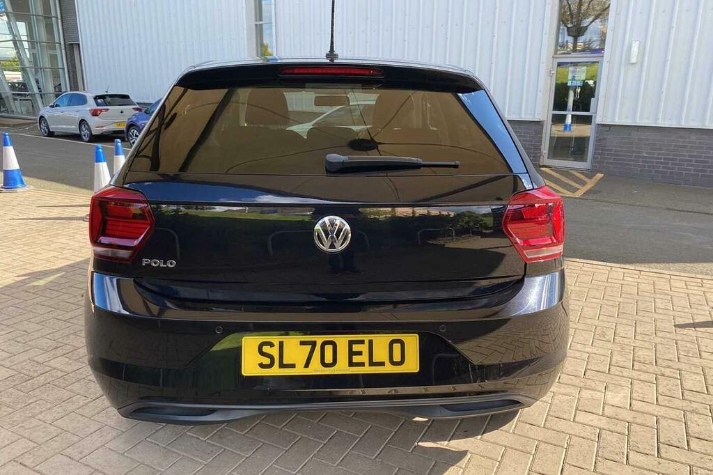 Volkswagen Polo Se Black #10