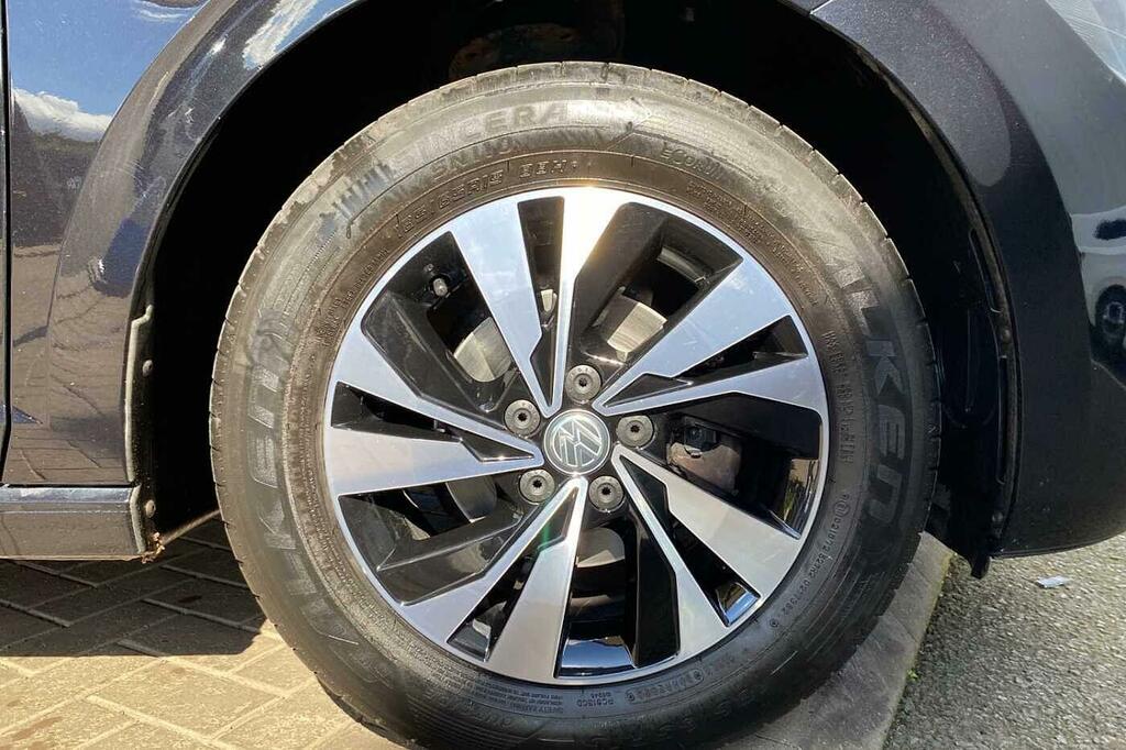 Volkswagen Polo Se Black #5