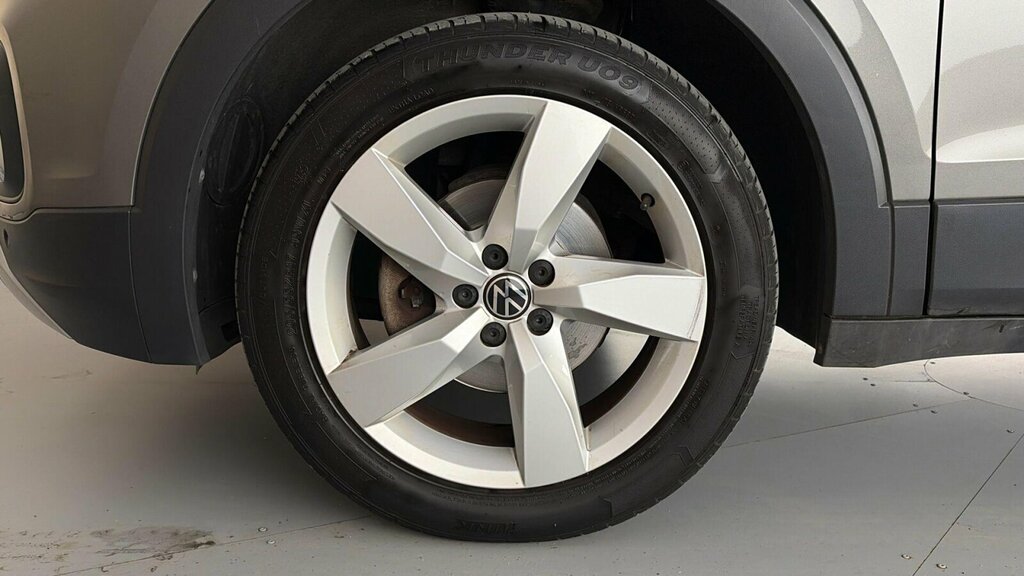 Volkswagen T-Cross 1.0 Tsi Active Grey #32