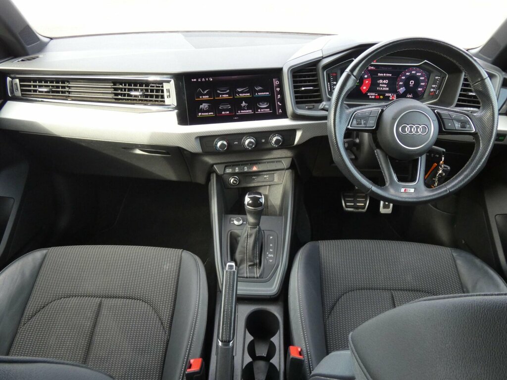 Audi A1 25 Tfsi Sport S Tronic Black #8