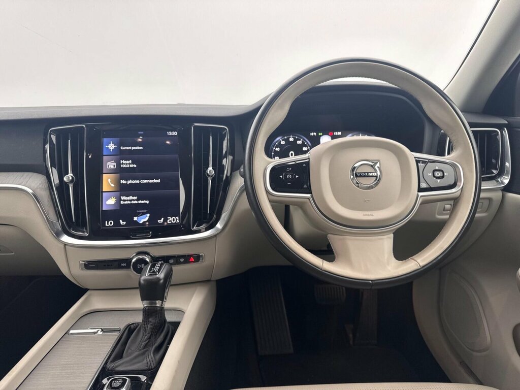 Volvo V60 2.0 D4 190 Inscription Pro Black #7