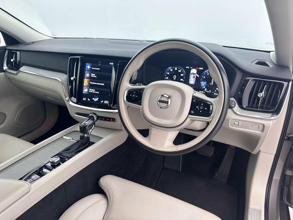 Volvo V60 2.0 D4 190 Inscription Pro Black #19