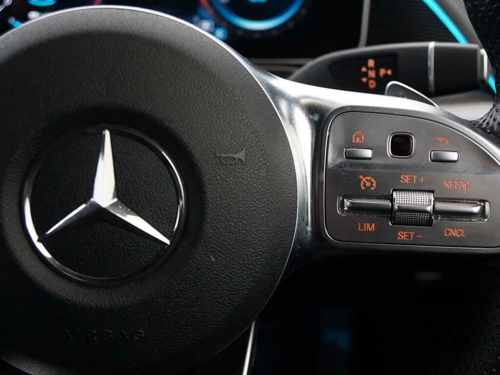 Mercedes-Benz EQC Suv White #29