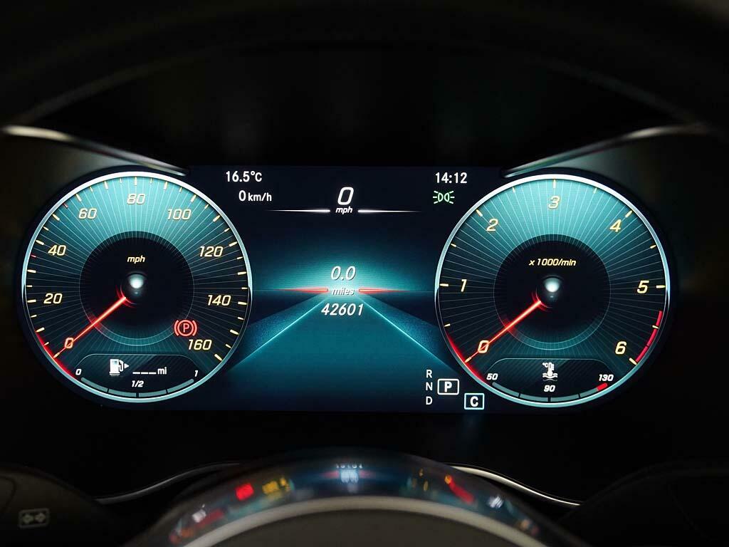 Mercedes-Benz GLC Class Glc 220 D 4Matic Amg Line Premium Grey #4