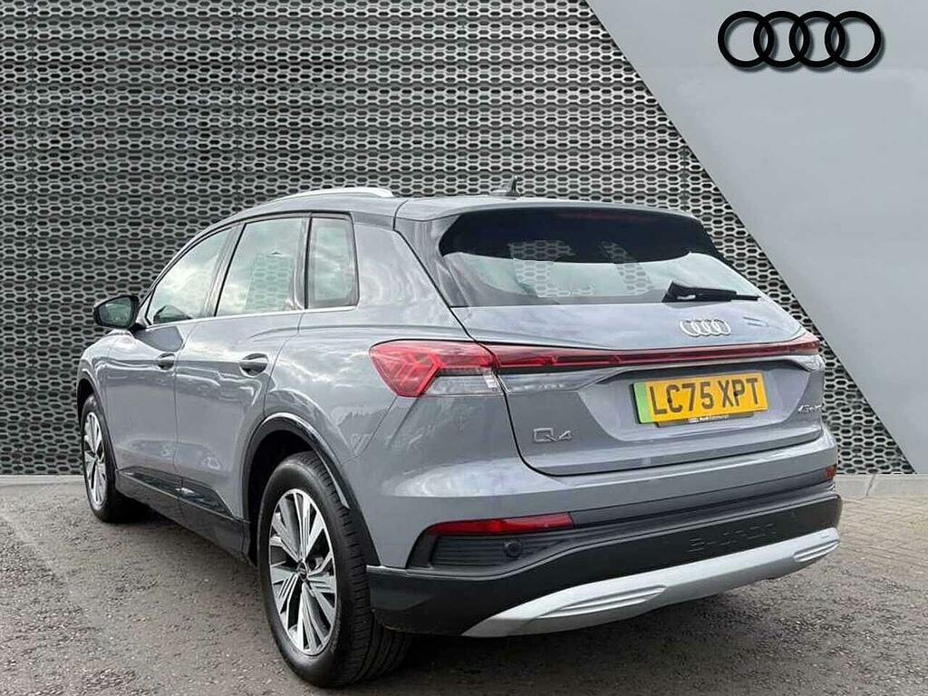 Audi Q4 E Tron Sport 45 210,00 Kw Grey #3