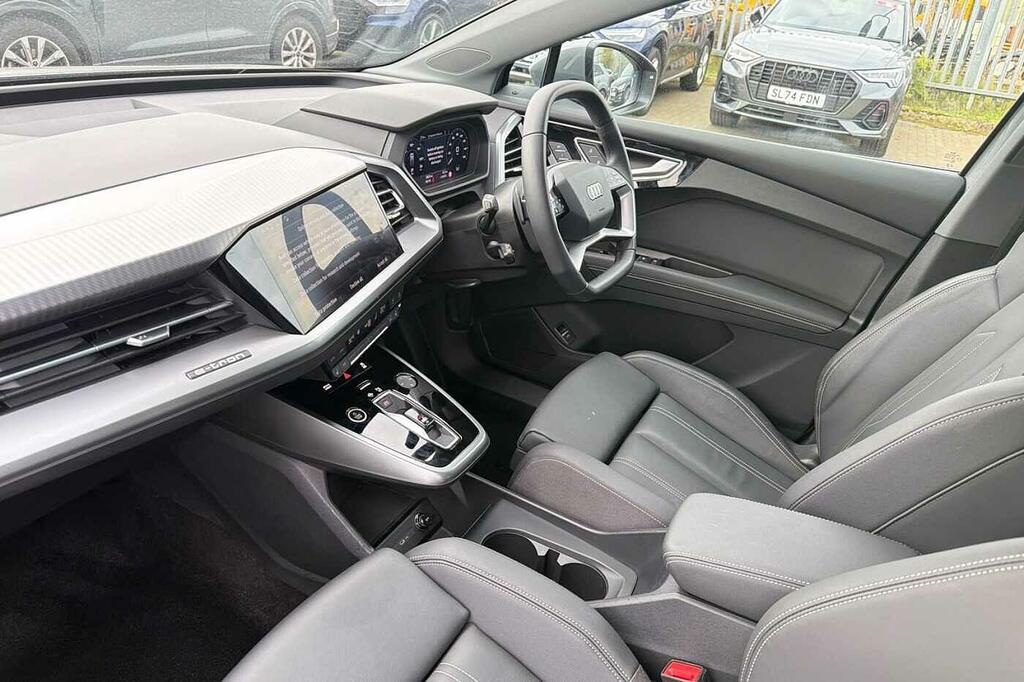 Audi Q4 E Tron Sport 45 210,00 Kw Grey #2