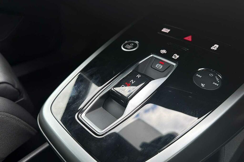 Audi Q4 E Tron 210Kw 45 82Kwh Sport Leather White #8
