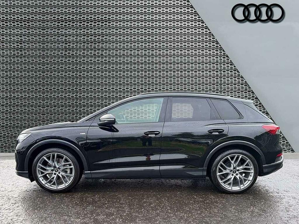 Audi Q4 E Tron Black Edition 45 Quattro 210,00 Kw Black #4