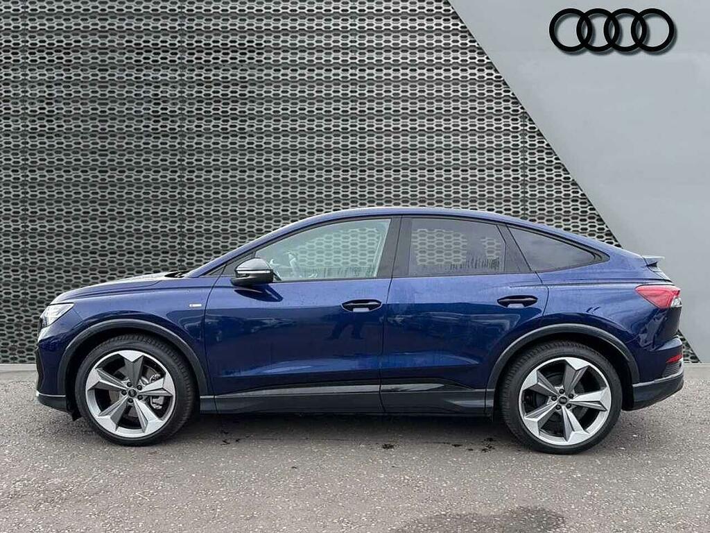 Audi Q4 E Tron Q4 Sportback Black Edition 45 E-tron Quattro 210,0 Blue #4