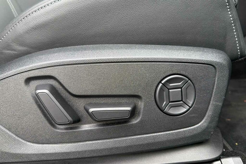 Audi Q4 E Tron Q4 210Kw 45 Quattro 82Kwh S Line Leather Black #23
