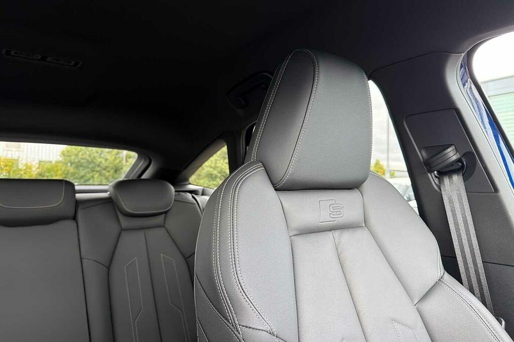 Audi Q4 E Tron Q4 210Kw 45 Quattro 82Kwh S Line Leather Black #38