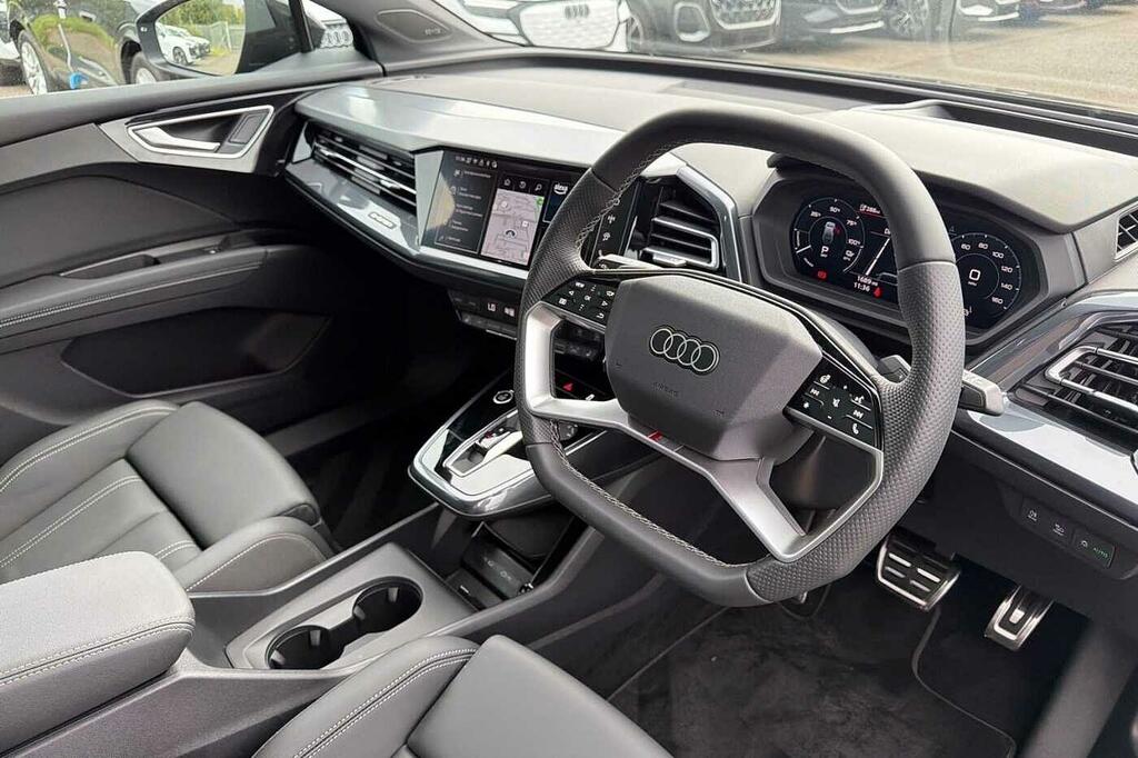 Audi Q4 E Tron Black Edition 45 Quattro 210,00 Kw Black #6