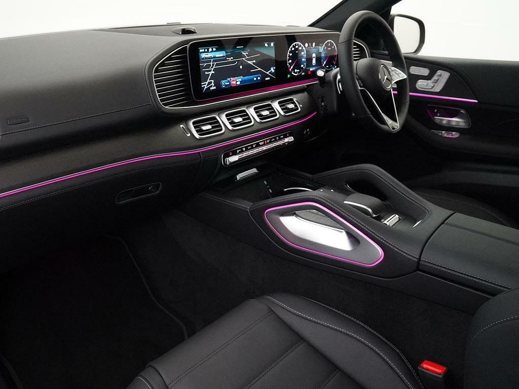 Mercedes-Benz GLE Class Gle 450 D 4Matic Amg Line Premium Black #3