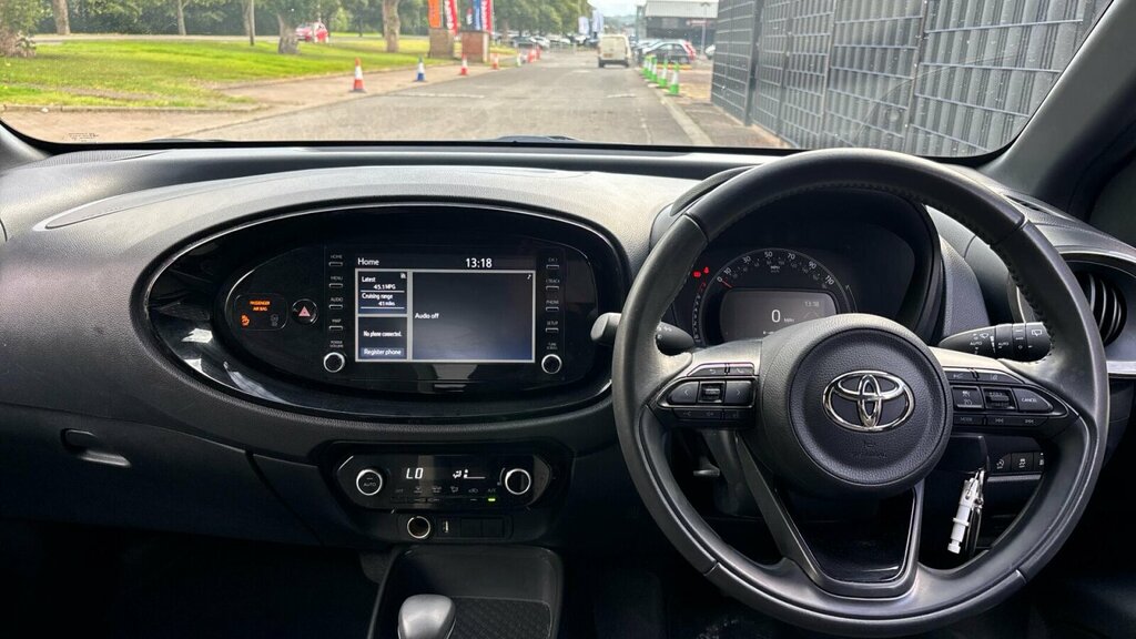 Toyota Aygo X 1.0 Vvt-i Edge X-shift Euro 6 Ss Green #6