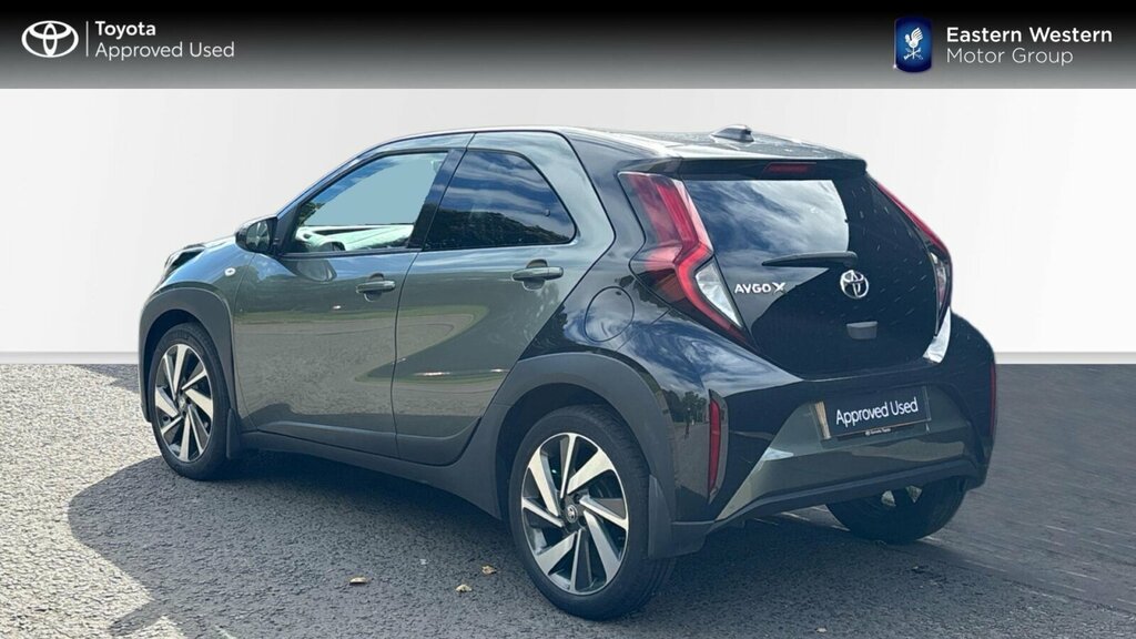 Toyota Aygo X 1.0 Vvt-i Edge X-shift Euro 6 Ss Green #4