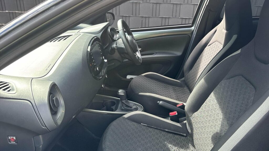 Toyota Aygo X 1.0 Vvt-i Edge X-shift Euro 6 Ss Green #5