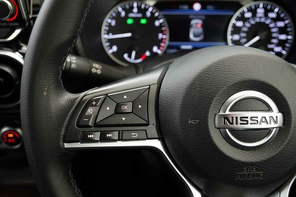 Nissan Juke 1.0 Dig-t N-connecta 113 Bhp Grey #31