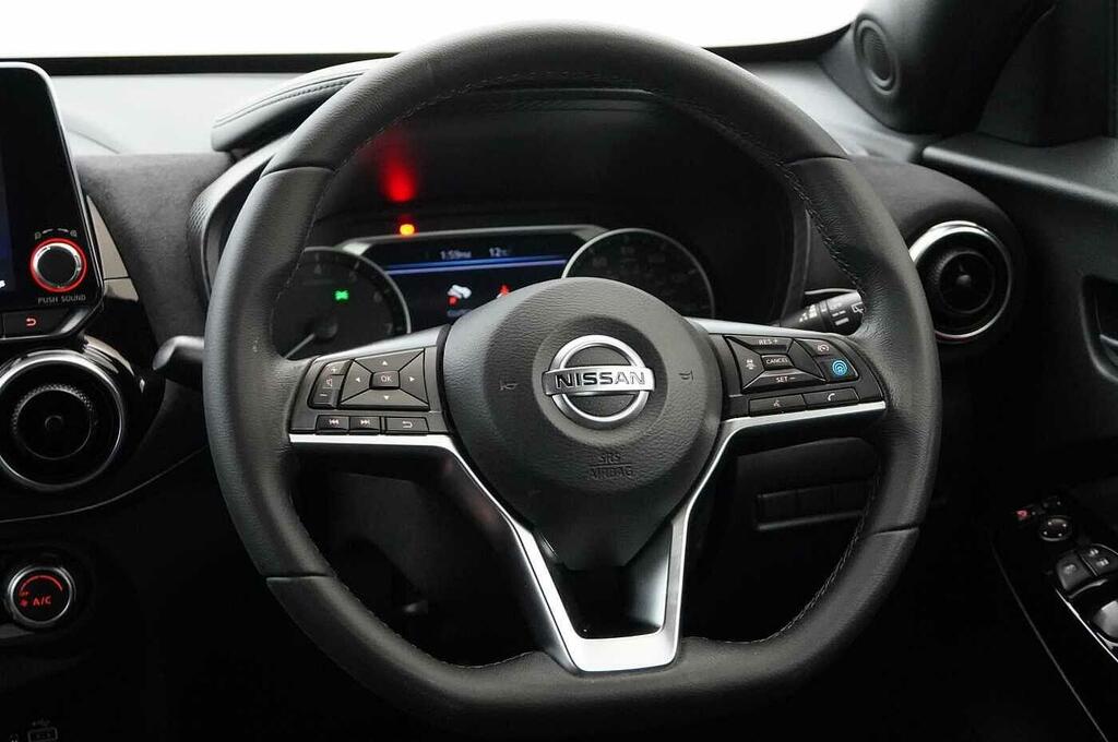 Nissan Juke 1.0 Dig-t N-connecta 113 Bhp Grey #30
