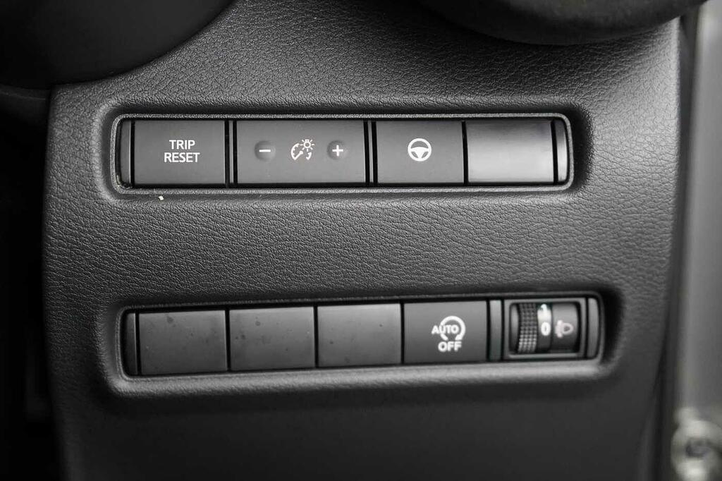 Nissan Juke 1.0 Dig-t N-connecta 113 Bhp Grey #33