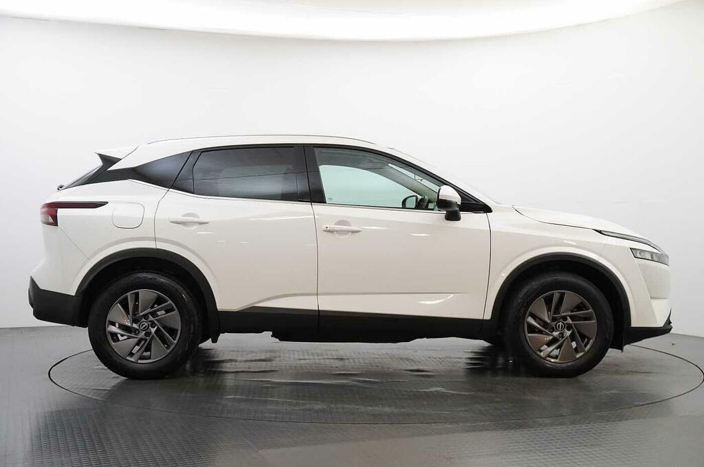 Nissan Qashqai 1.3 Dig-t Mh 140 Acenta Premium With Glass Roof Pa White #6