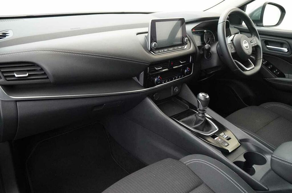 Nissan Qashqai 1.3 Dig-t Mh 140 Acenta Premium With Glass Roof Pa Grey #2