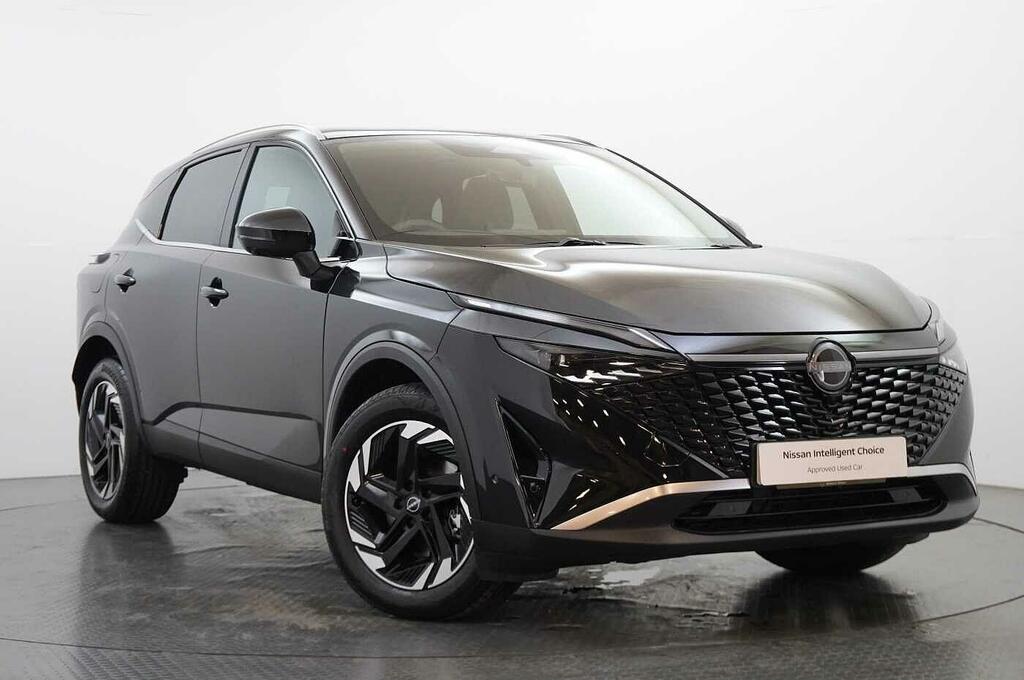 Nissan Qashqai 1.5 190 E-power Hybrid N-connecta With Glass Black