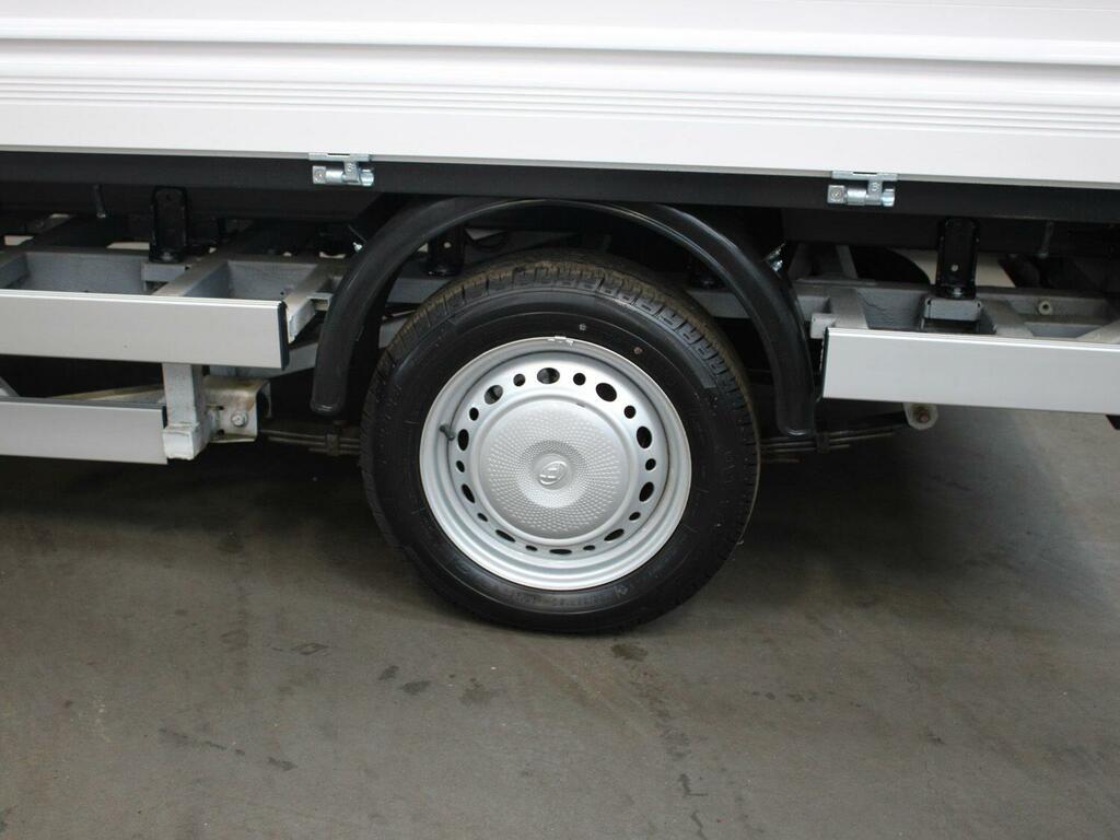 Maxus eDeliver 3 L1h1 Panel Van 52.5Kwh White #15