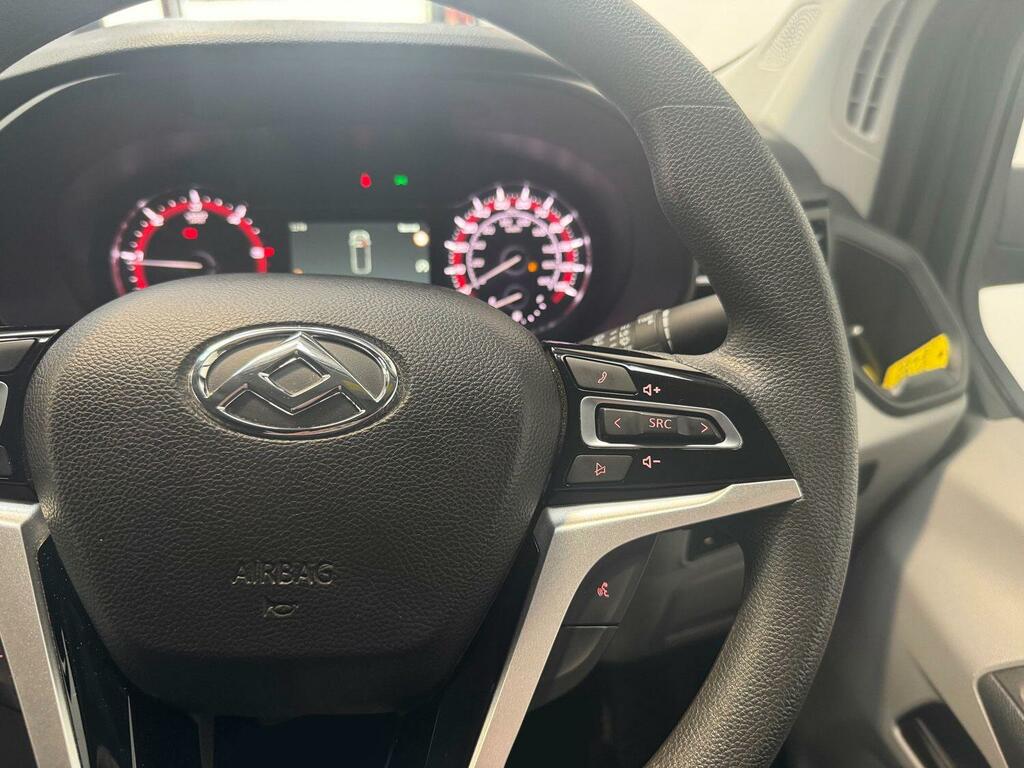 Maxus Deliver 9 Mpv White #24