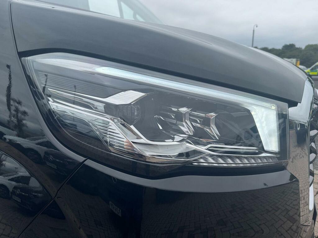 Maxus Deliver 9 Mpv White #12