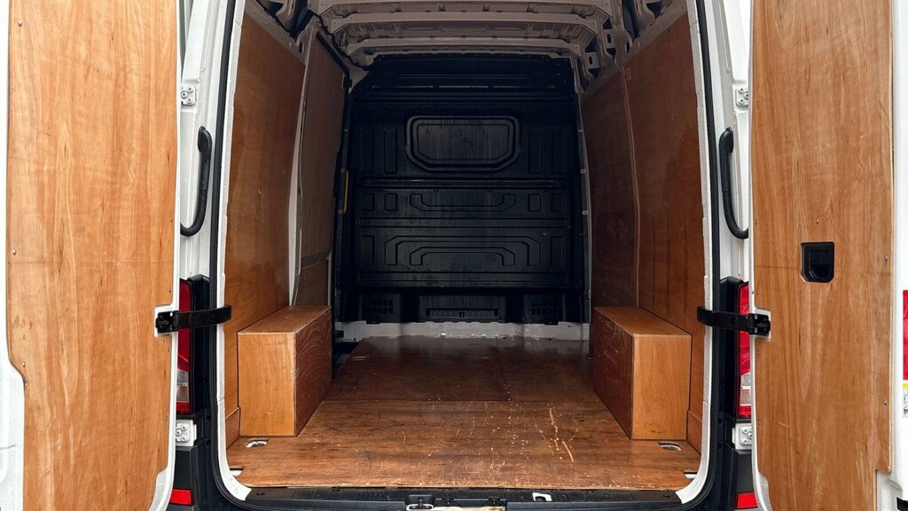 Volkswagen Crafter 2.0 Tdi Cr35 Commerce Fwd Mwb High Roof Euro 6 S White #6