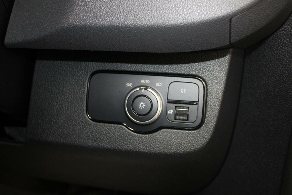 Mercedes-Benz Sprinter   #14