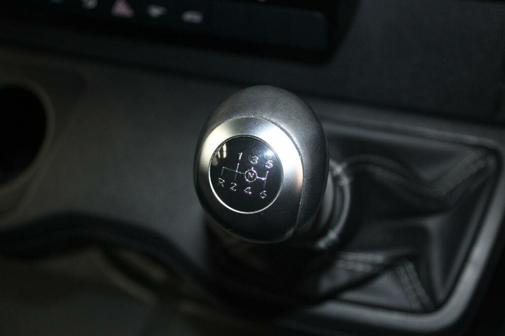 Mercedes-Benz Sprinter   #23