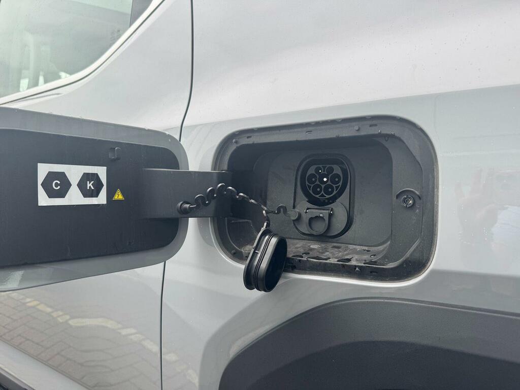 Maxus eTerron 9 102.2Kwh Luxury Pickup Double Cab Aut Grey #13