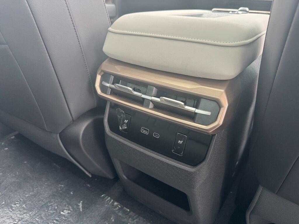 Maxus eTerron 9 102.2Kwh Luxury Pickup Double Cab Aut Grey #24