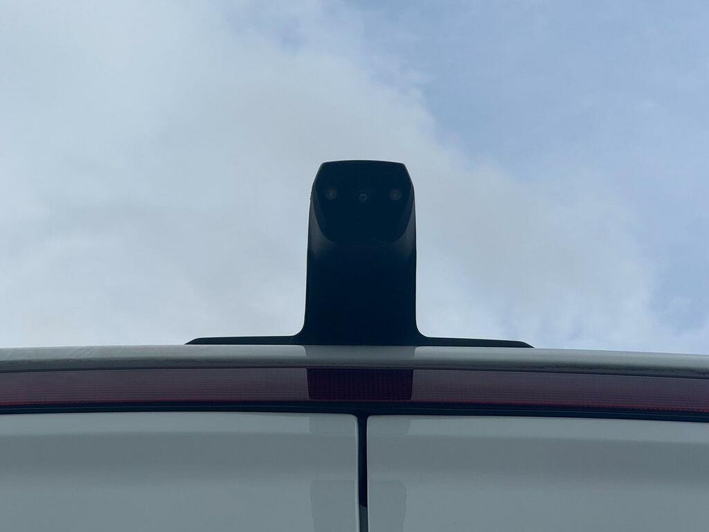 Maxus Deliver 9 Lux Lh Pv Blue #19